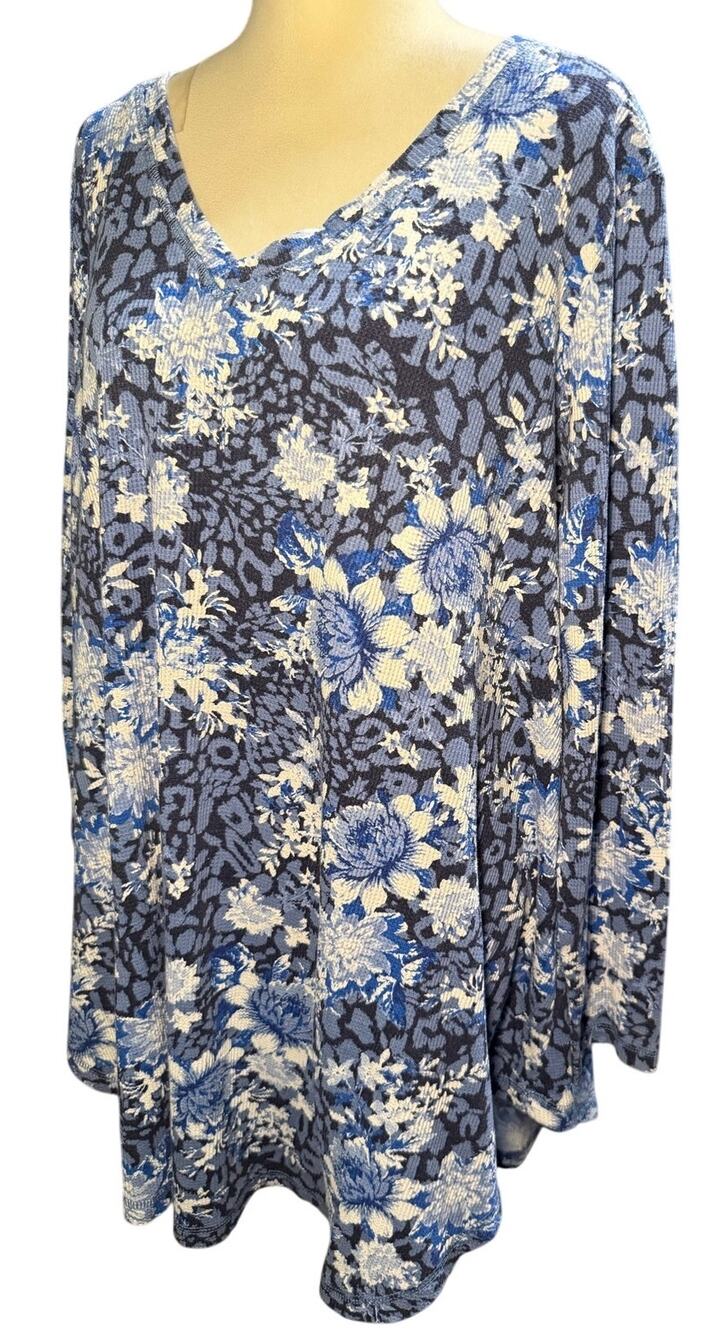 Roaman's Blue Floral Waffle Knit Swing Tunic Top, Long Sleeve, Plus Size 2X